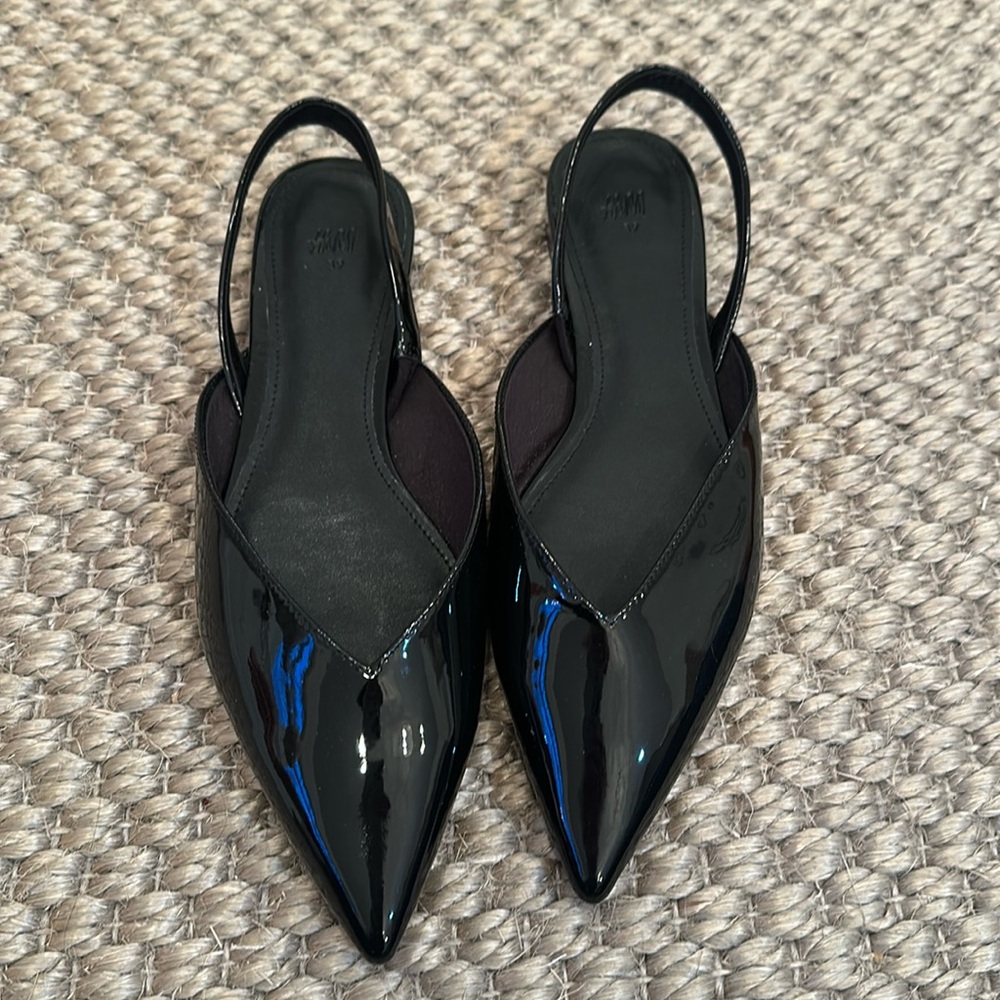 Never worn tags off H&M Black Patent Pointy Slide Mule Slingback